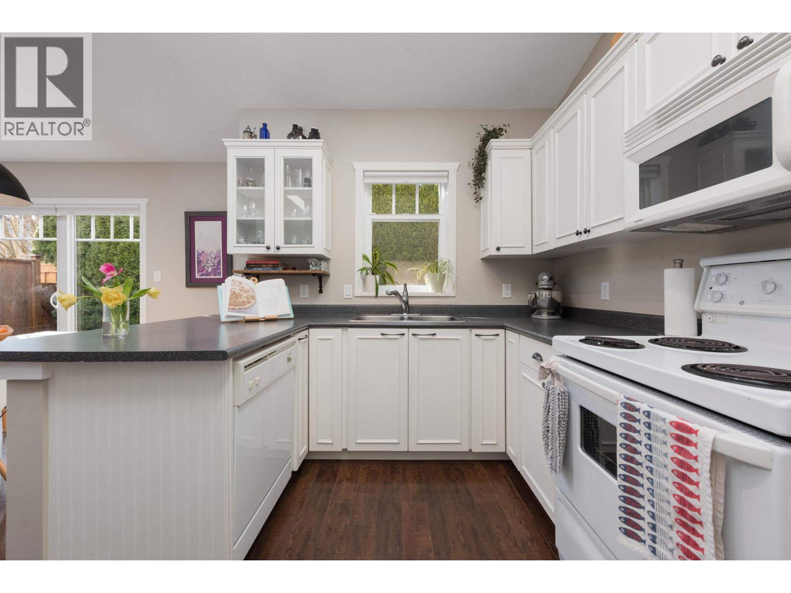 97 1821 Willow Crescent, Squamish, British Columbia  V8B 0L9 - Photo 4 - R3098304