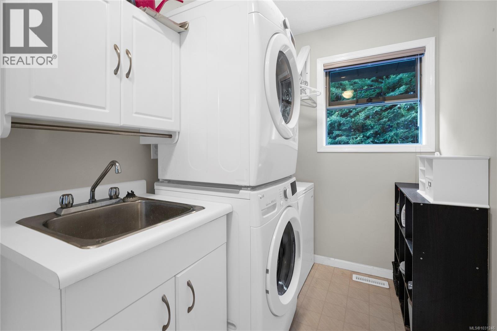 6114 Whitney Pl, Duncan, British Columbia  V9L 5N3 - Photo 13 - 1031246