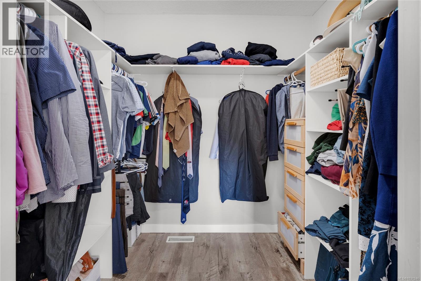 6114 Whitney Pl, Duncan, British Columbia  V9L 5N3 - Photo 17 - 1031246