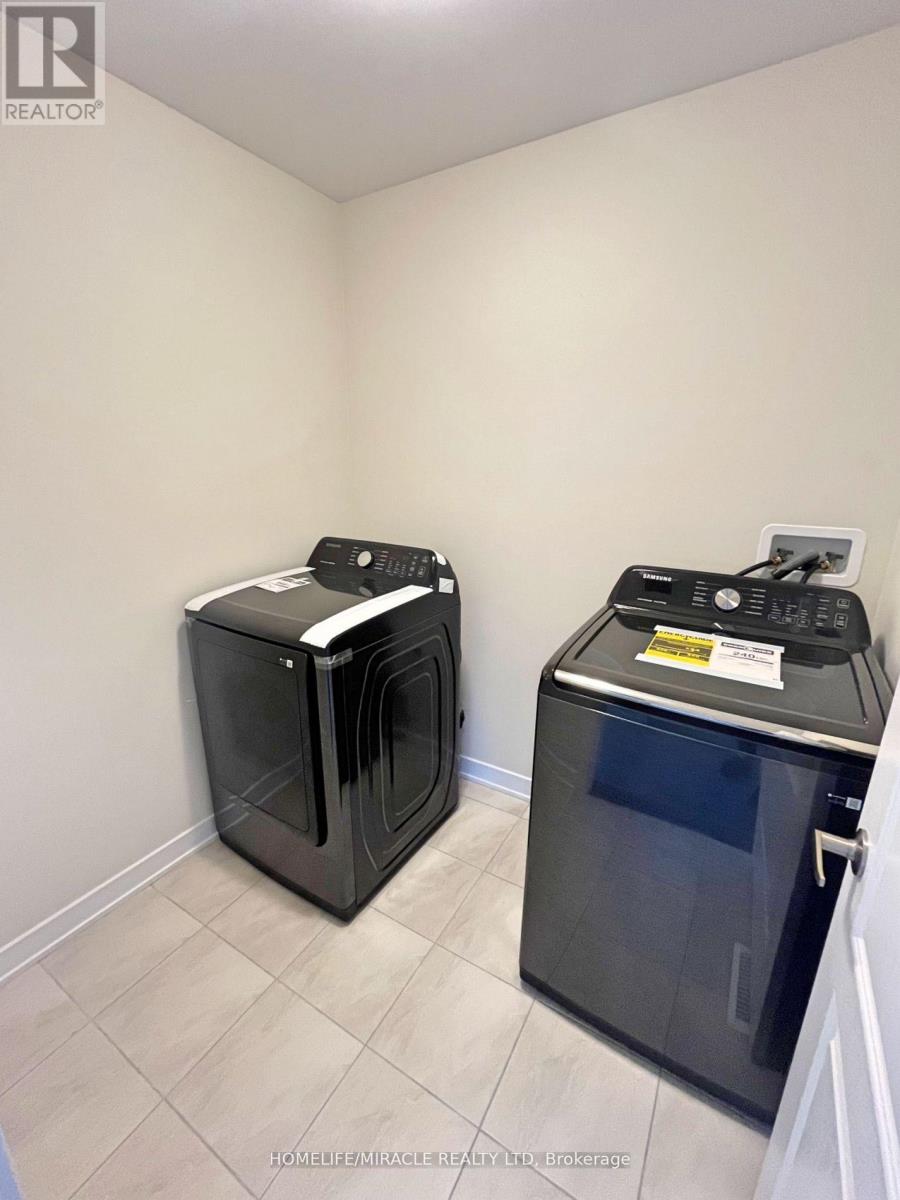 66 Aviron Crescent, Welland, Ontario  L3B 0M3 - Photo 14 - X12979924