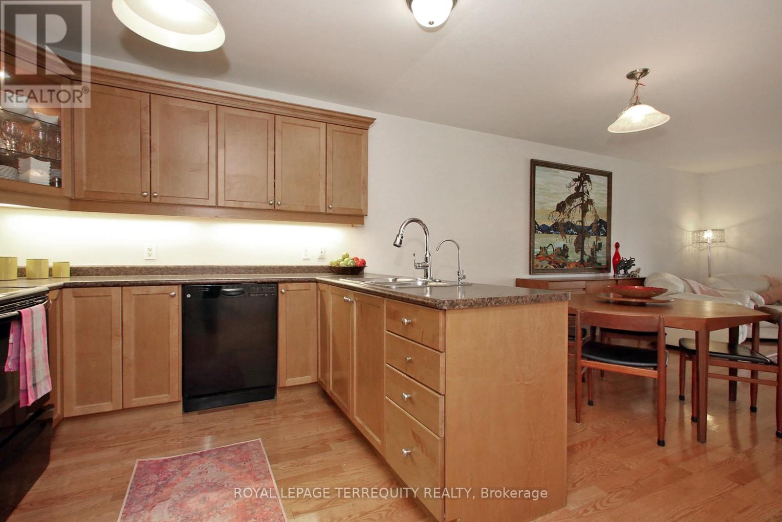 69 - 123 Village Crescent, Peterborough, Ontario  K9J 0A9 - Photo 12 - X12980014