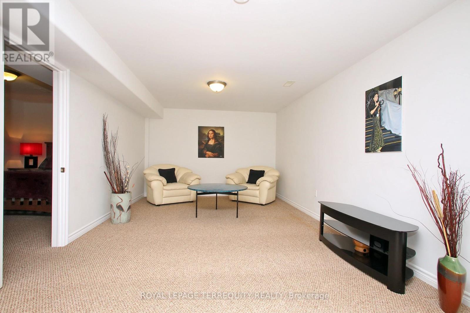 69 - 123 Village Crescent, Peterborough, Ontario  K9J 0A9 - Photo 21 - X12980014