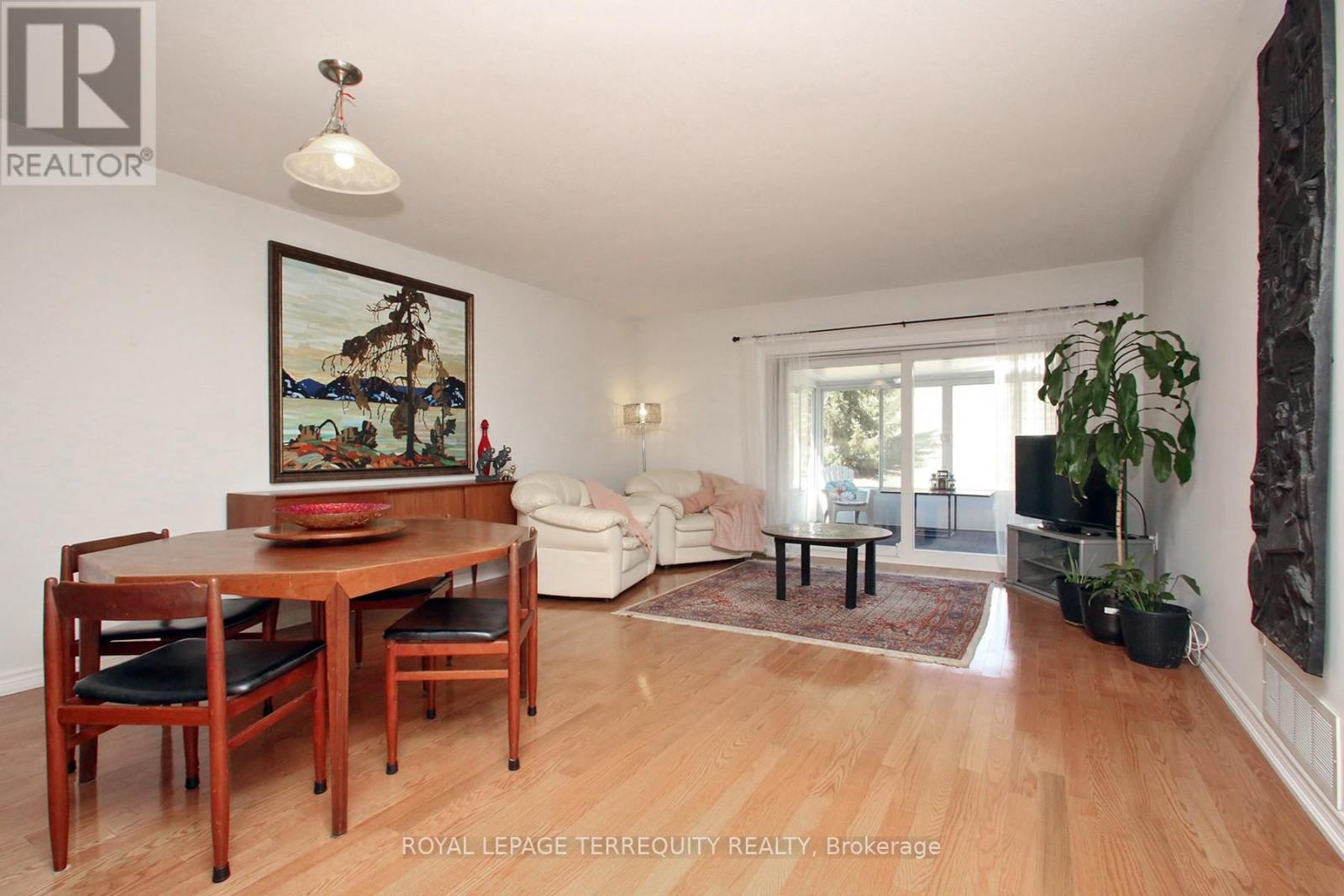 69 - 123 Village Crescent, Peterborough, Ontario  K9J 0A9 - Photo 5 - X12980014