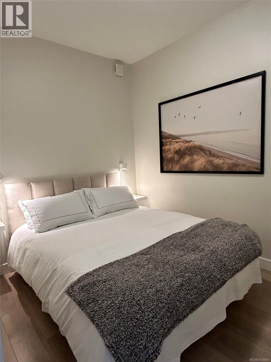 301 613 Herald St, Victoria, British Columbia  V8X 1S8 - Photo 11 - 1030080