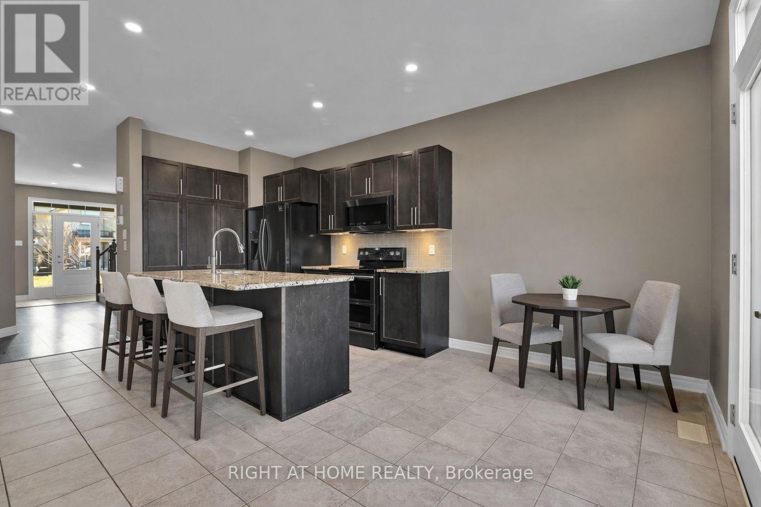 213 Esturgeon Street, Ottawa, Ontario  K4A 1G3 - Photo 4 - X12979944