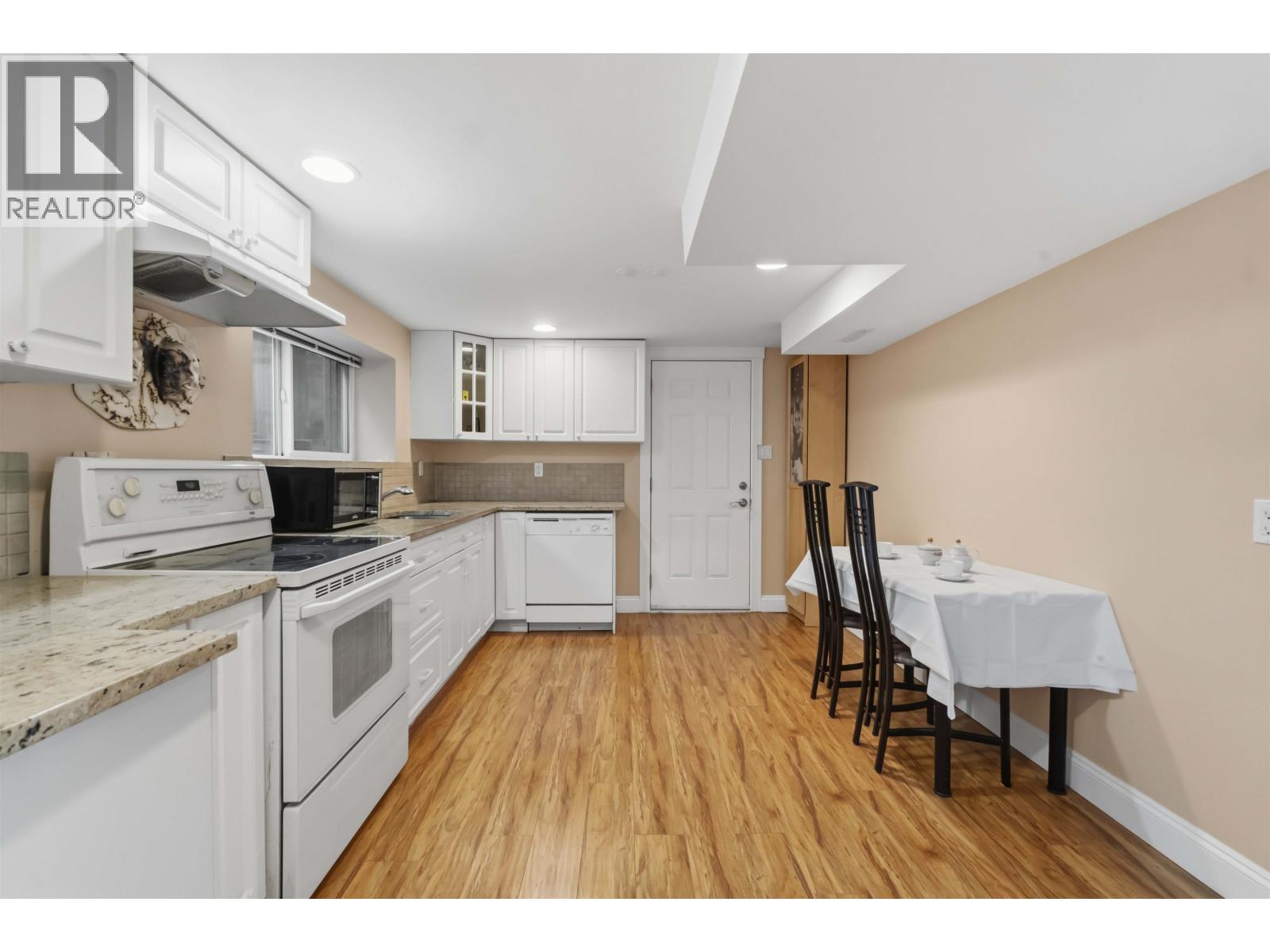 2331 Henry Street, Port Moody, British Columbia  V3H 2J4 - Photo 18 - R3109228