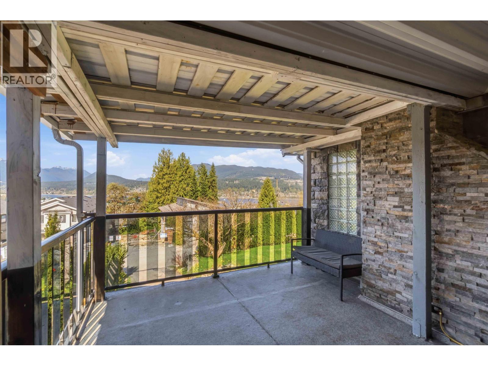 2331 Henry Street, Port Moody, British Columbia  V3H 2J4 - Photo 29 - R3109228