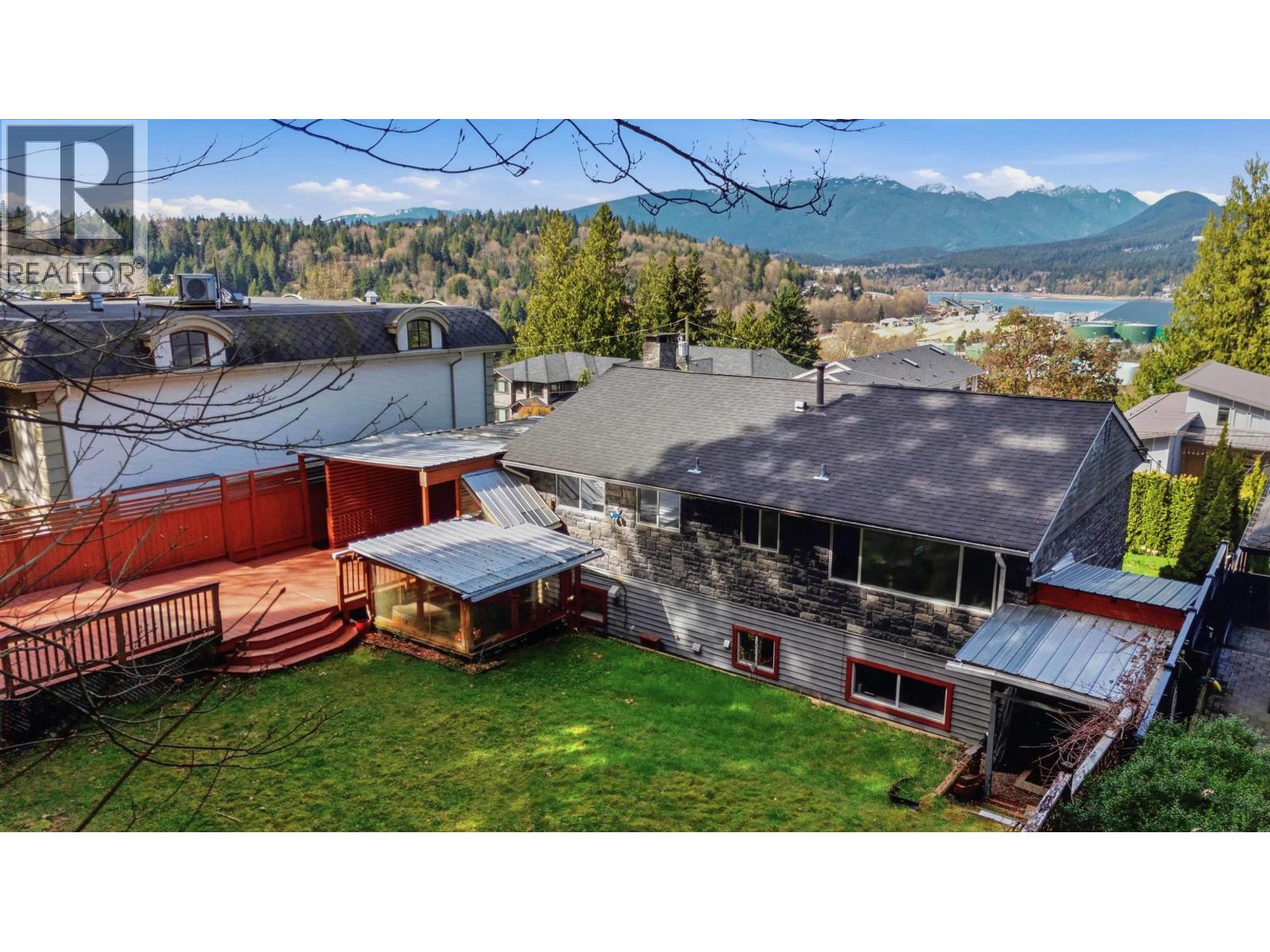 2331 Henry Street, Port Moody, British Columbia  V3H 2J4 - Photo 30 - R3109228