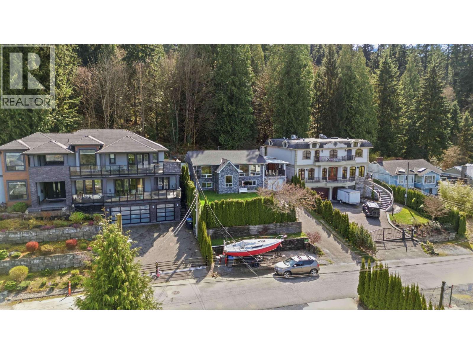 2331 Henry Street, Port Moody, British Columbia  V3H 2J4 - Photo 33 - R3109228