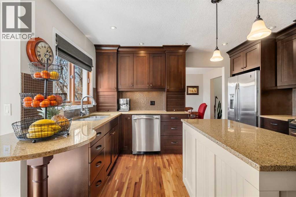 14 Sun Harbour Way SE, Calgary, Alberta  T2X 3C6 - Photo 5 - A2299307