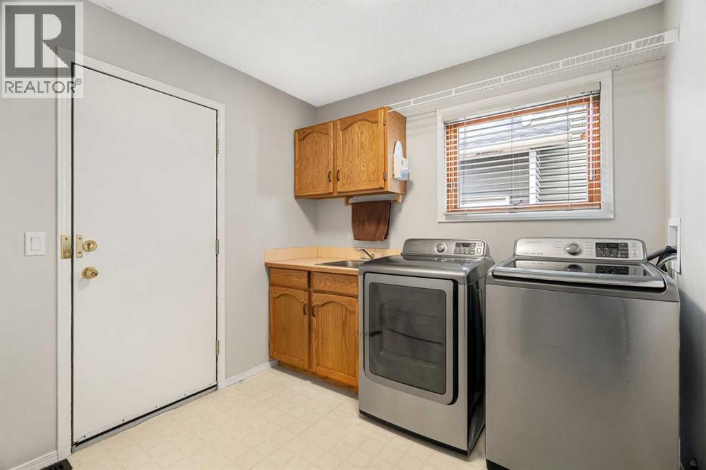 14 Sun Harbour Way SE, Calgary, Alberta  T2X 3C6 - Photo 17 - A2299307