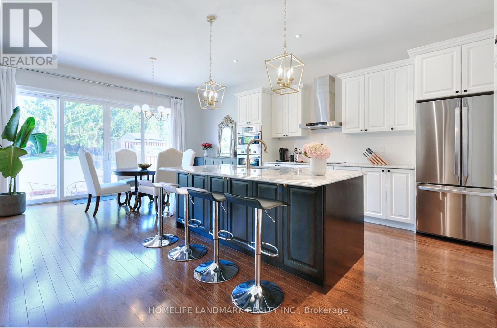 115 Mitchell Place, Newmarket, Ontario  L3Y 0C7 - Photo 6 - N12975912