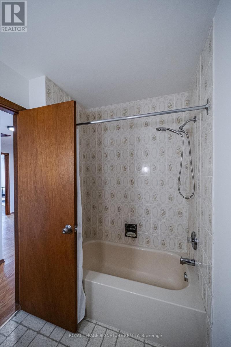 27 Sunset Drive, Woolwich, Ontario  N0B 2V0 - Photo 21 - X12965290