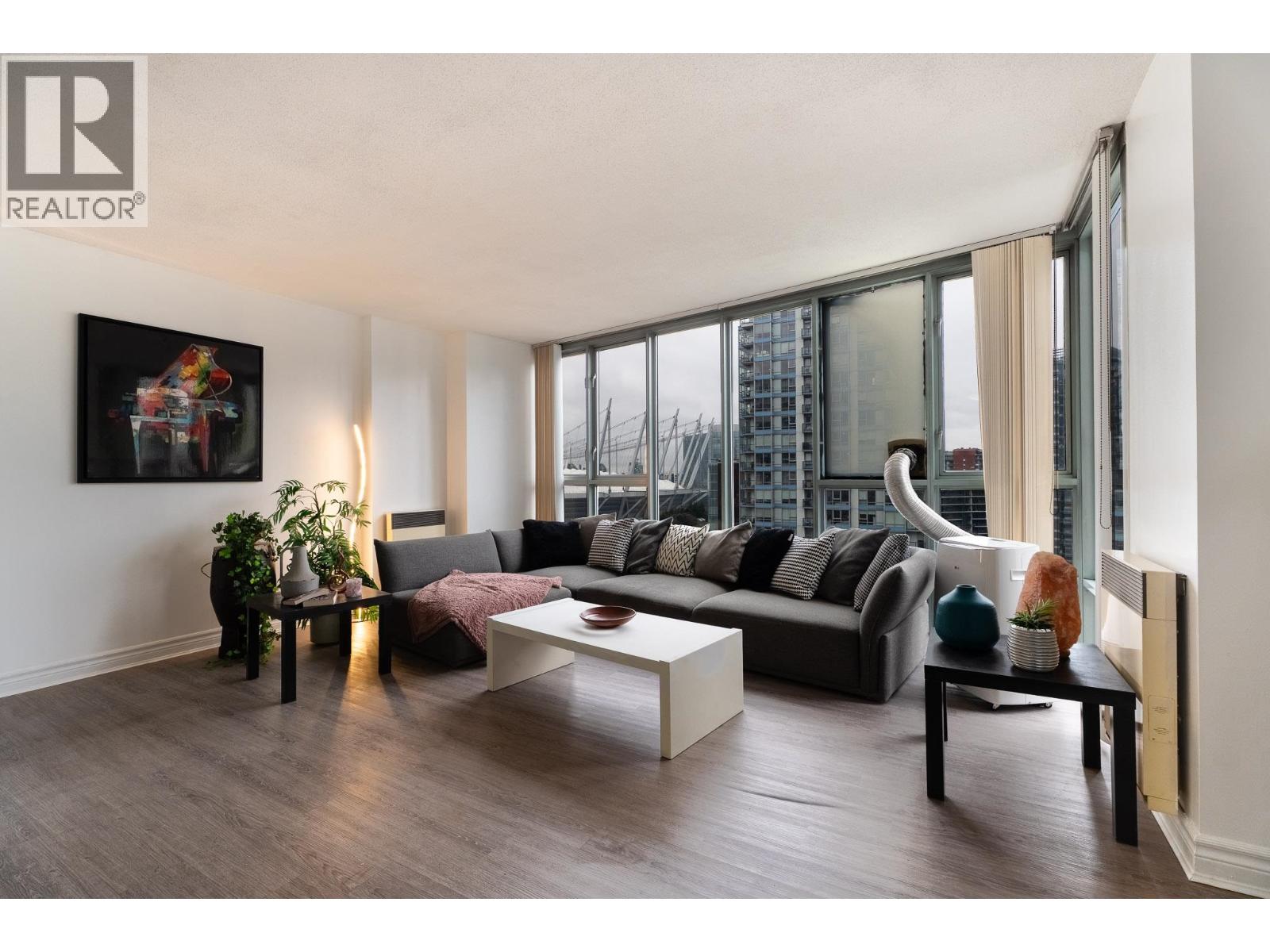 2102 930 Cambie Street, Vancouver, British Columbia V6B 5X6 - Photo 3 - R3109541