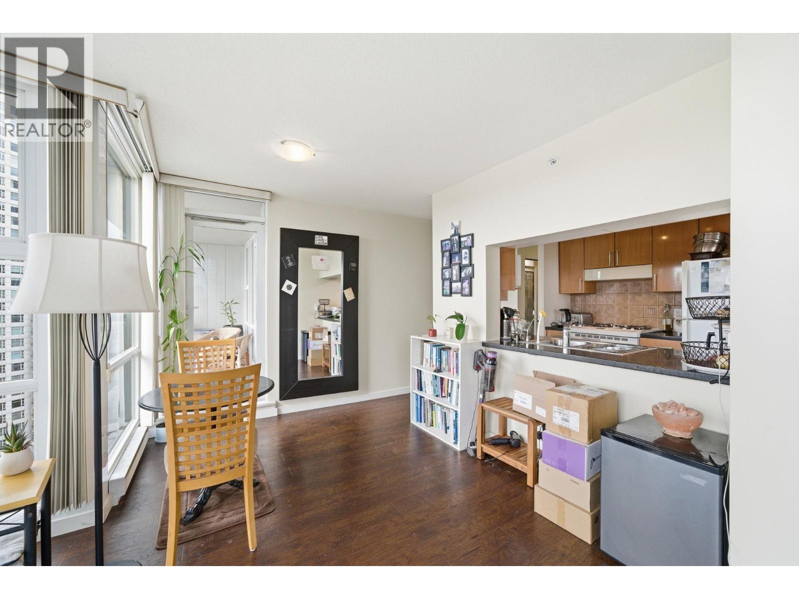 1808 193 Aquarius Mews, Vancouver, British Columbia  V6Z 2Z2 - Photo 13 - R3109545