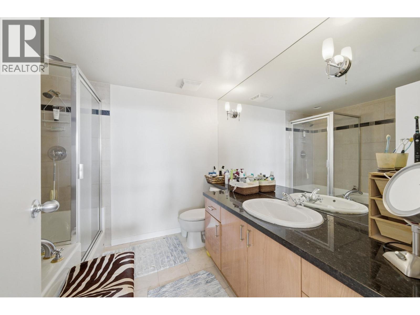 1808 193 Aquarius Mews, Vancouver, British Columbia  V6Z 2Z2 - Photo 7 - R3109545