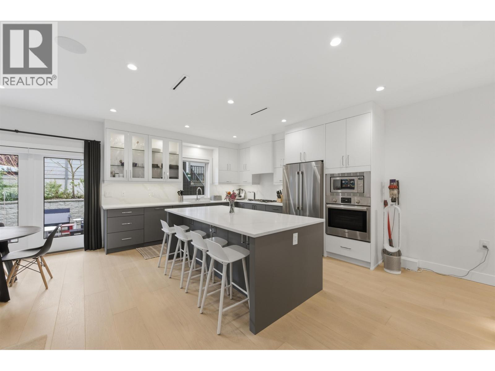 1 272 E 9th Street, North Vancouver, British Columbia  V7L 2B1 - Photo 10 - R3109551