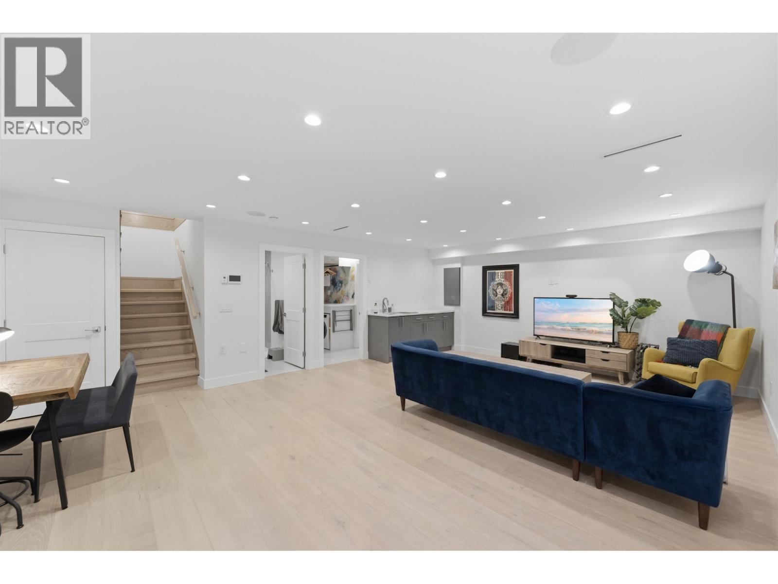 1 272 E 9th Street, North Vancouver, British Columbia  V7L 2B1 - Photo 35 - R3109551