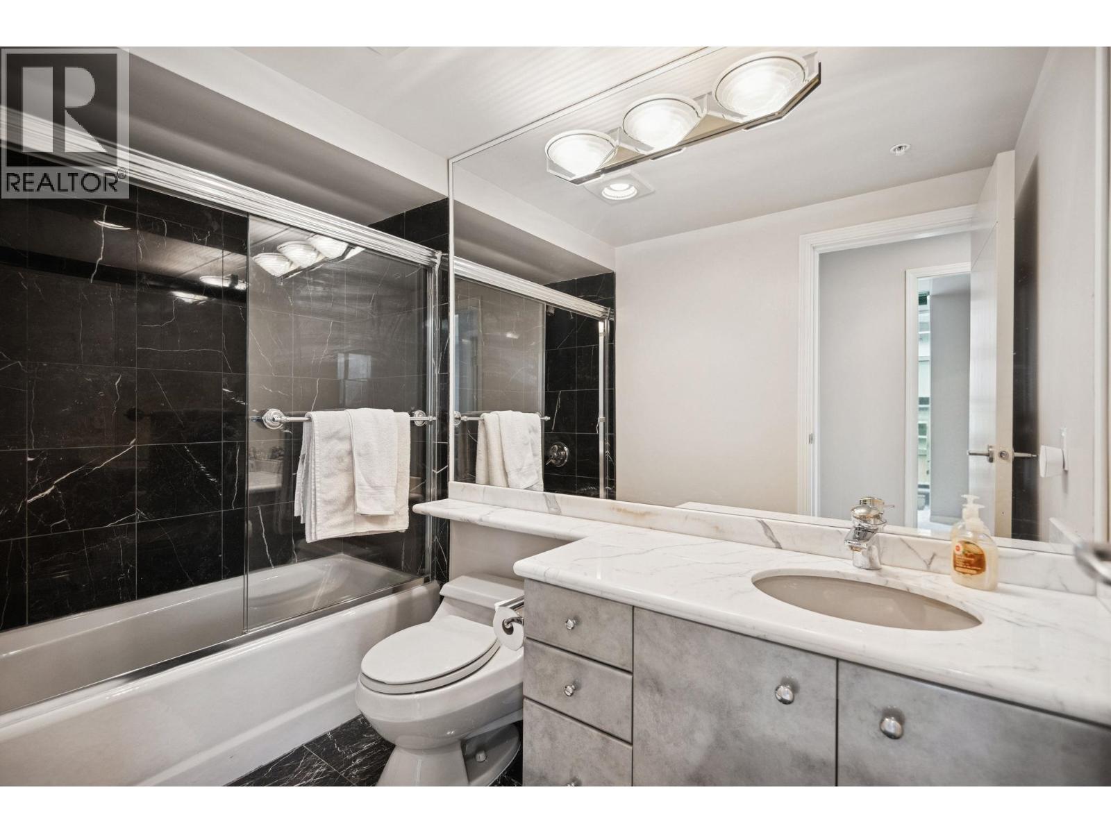 Ph 3-4 1383 Howe Street, Vancouver, British Columbia  V6Z 2R5 - Photo 24 - R3109566