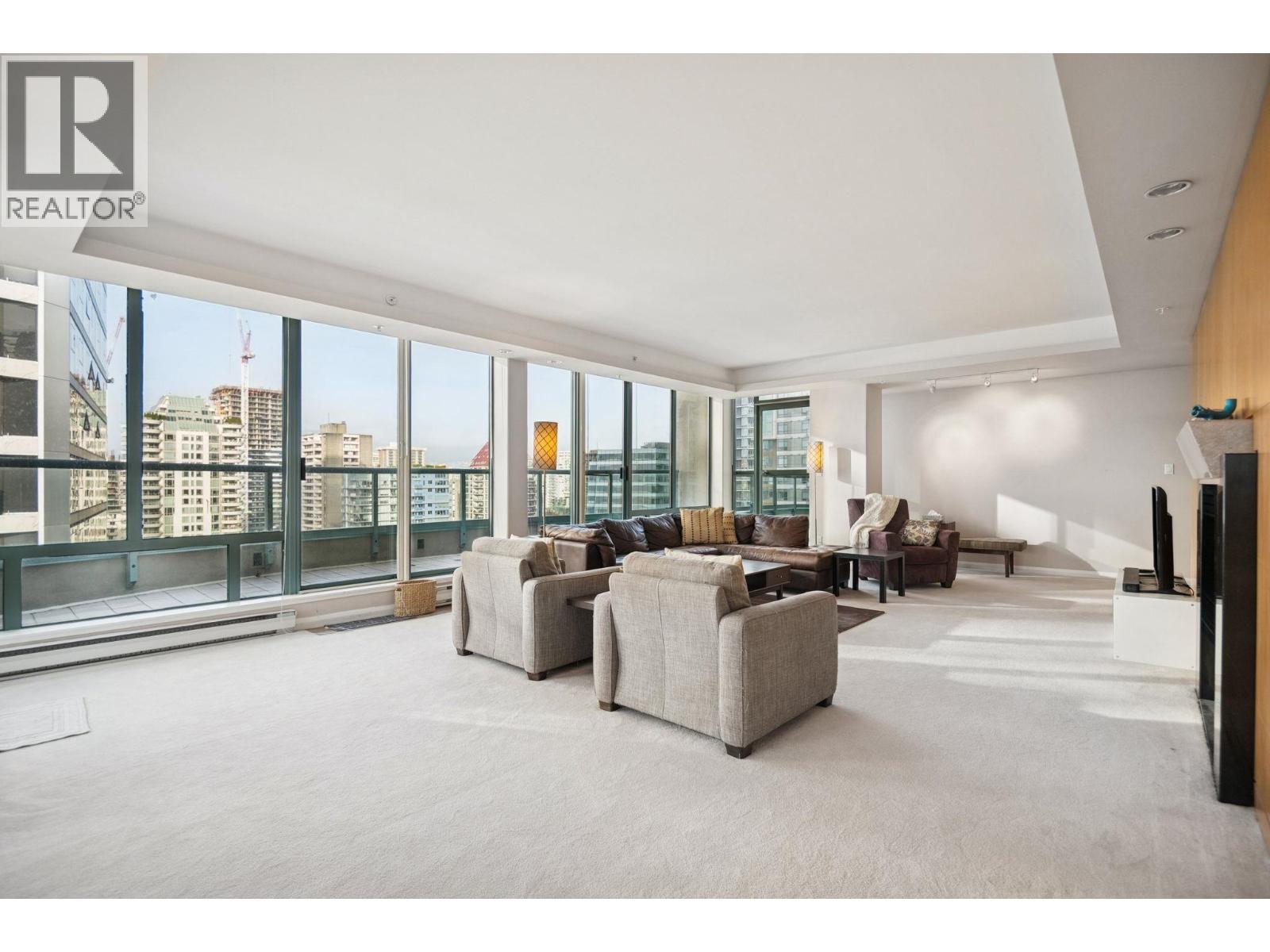 Ph 3-4 1383 Howe Street, Vancouver, British Columbia  V6Z 2R5 - Photo 3 - R3109566