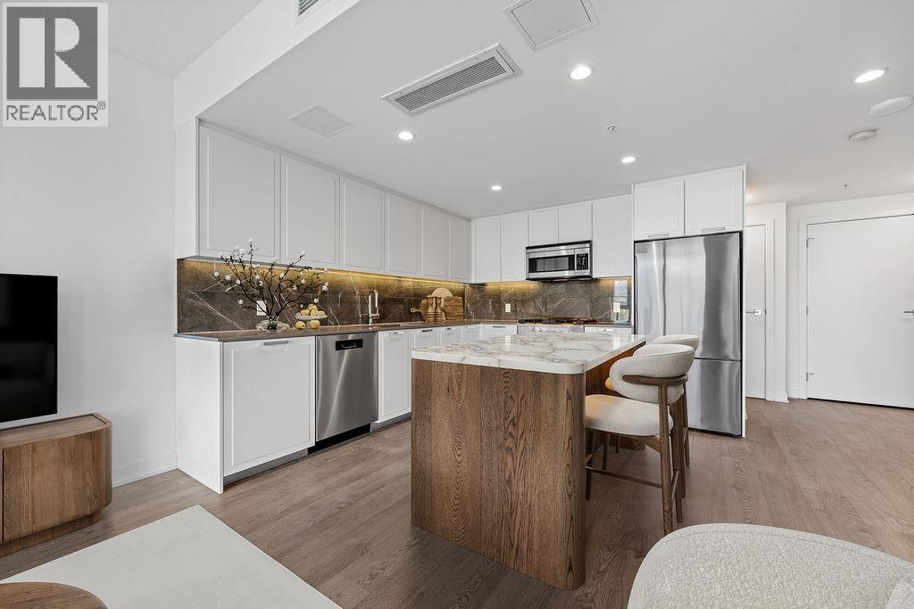 1308 1471 Hunter Street, North Vancouver, British Columbia  V7J 1H3 - Photo 2 - R3109572