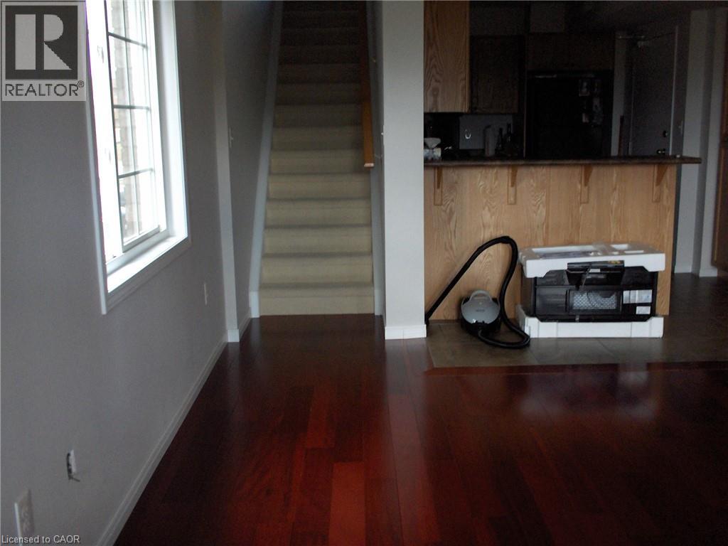 35 Mountford Drive Unit# 121, Guelph, Ontario  N1E 0G6 - Photo 6 - 40819384