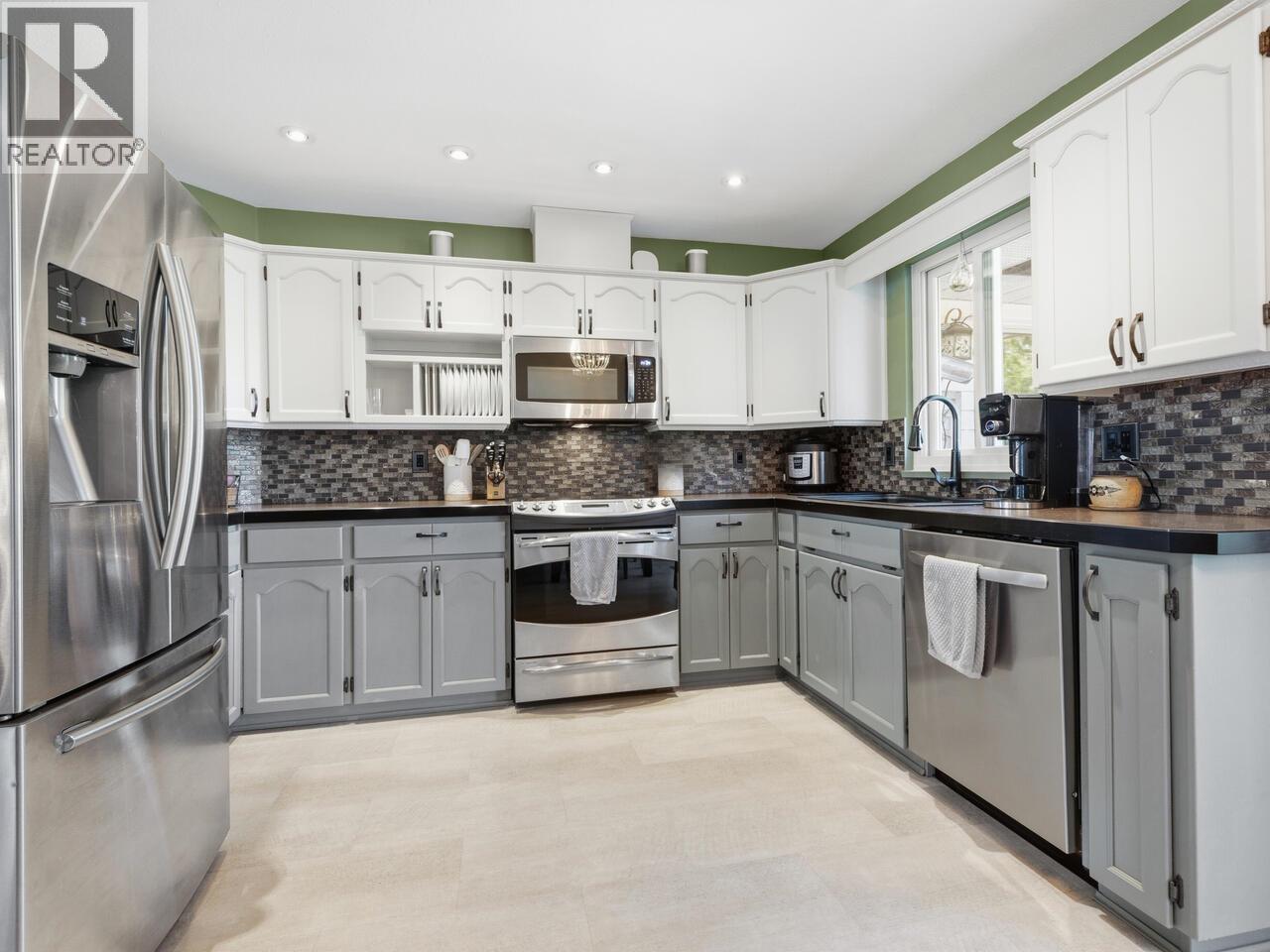 23019 122a Avenue, Maple Ridge, British Columbia  V2X 0X3 - Photo 7 - R3109562