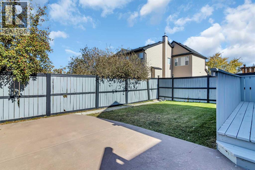 110 West Creek Bay, Chestermere, Alberta  T1X 1K7 - Photo 36 - A2262218