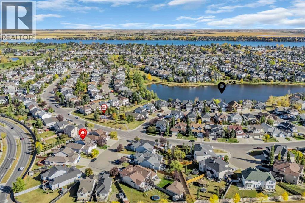 110 West Creek Bay, Chestermere, Alberta  T1X 1K7 - Photo 45 - A2262218