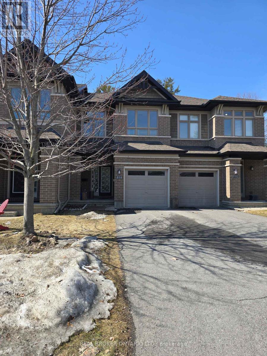888 FLETCHER CIRCLE, Ottawa, Ontario