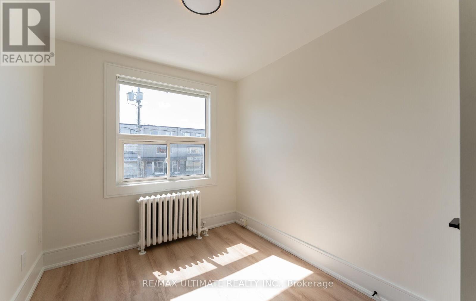 484a Cosburn Avenue, Toronto (East York), Ontario  M4J 2N5 - Photo 17 - E12980038