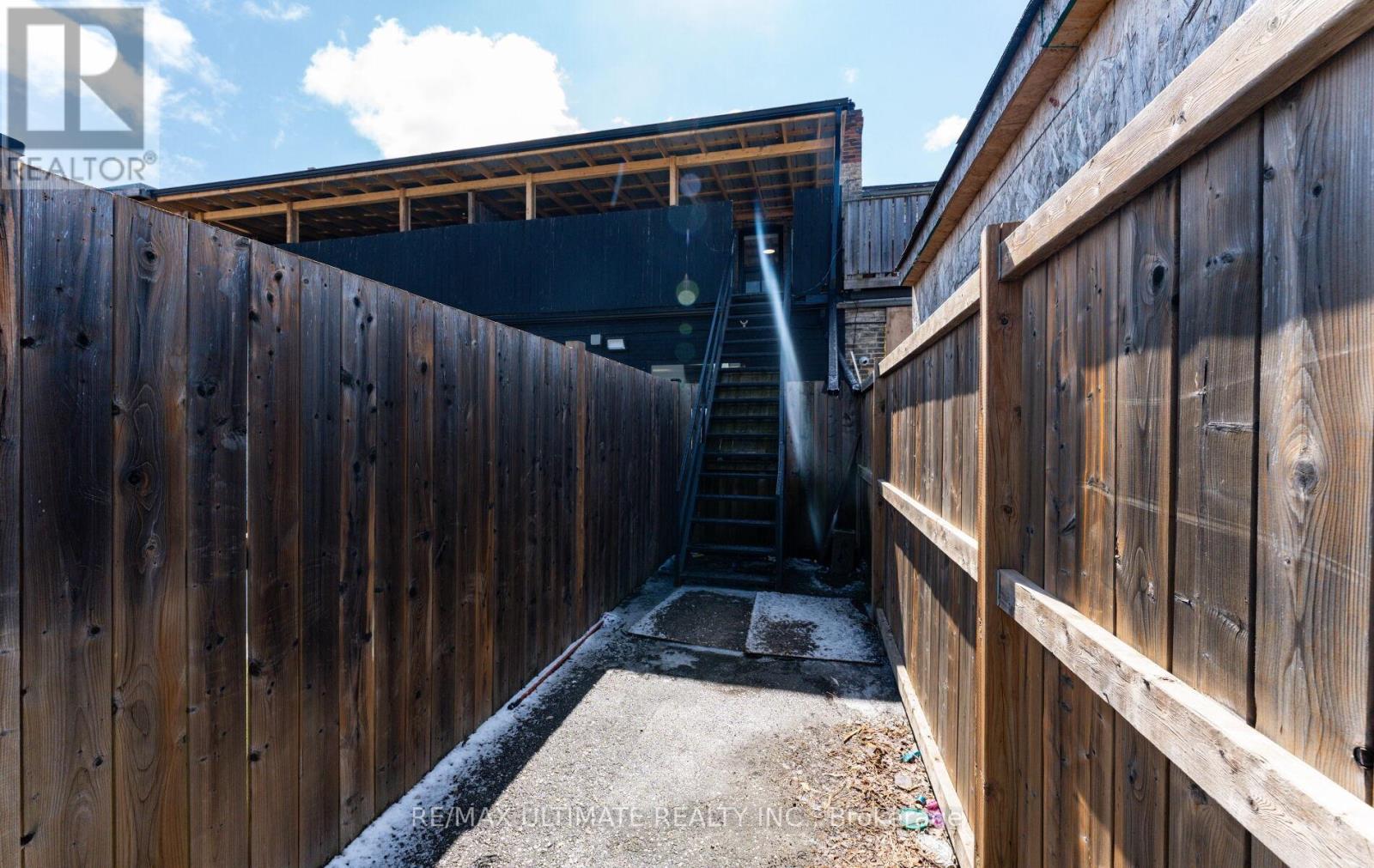 484a Cosburn Avenue, Toronto (East York), Ontario  M4J 2N5 - Photo 27 - E12980038