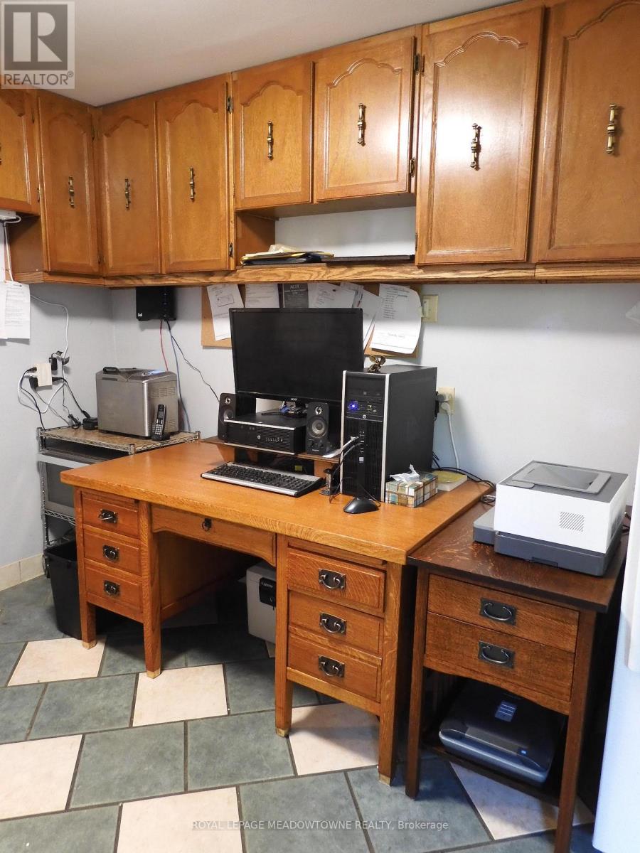 6824 10th Line, New Tecumseth, Ontario  L0G 1A0 - Photo 11 - N12685204