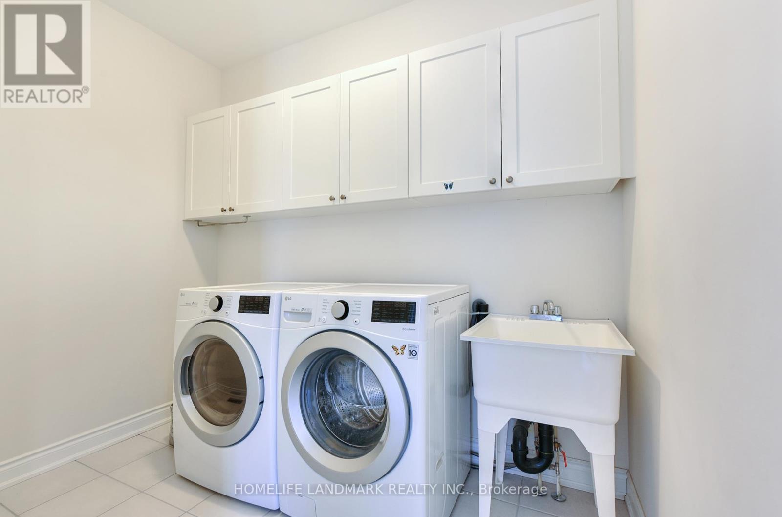 115 Mitchell Place, Newmarket, Ontario  L3Y 0C7 - Photo 34 - N12975912