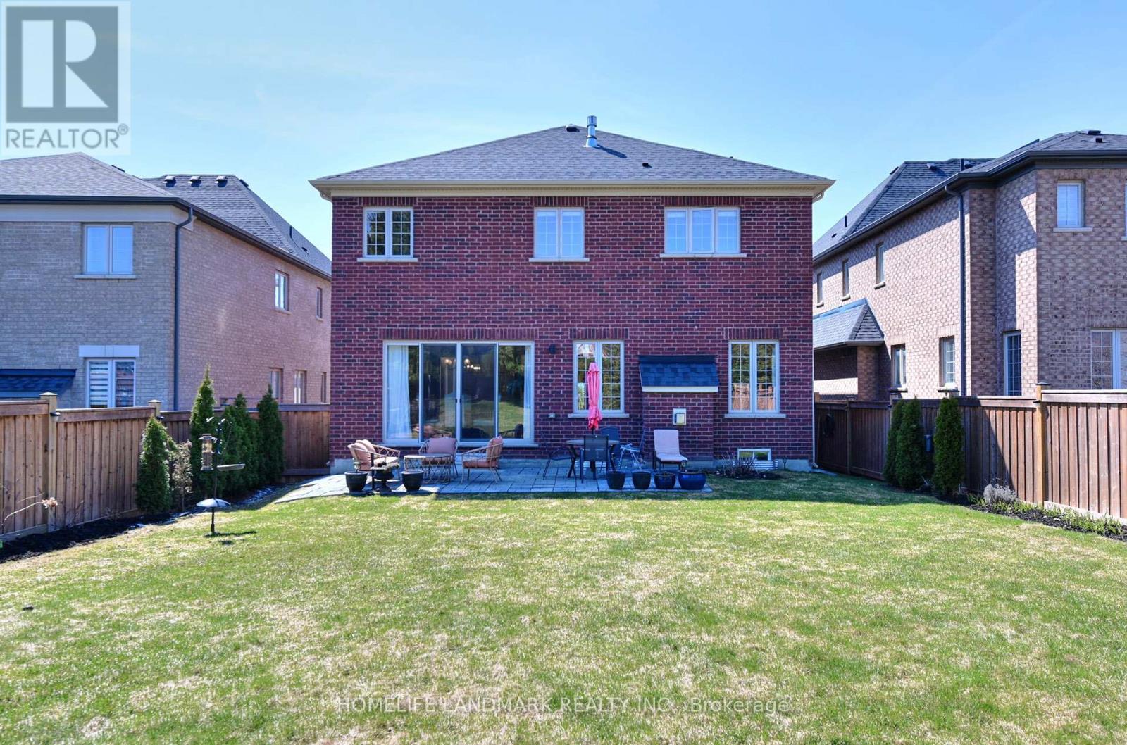115 Mitchell Place, Newmarket, Ontario  L3Y 0C7 - Photo 33 - N12975912