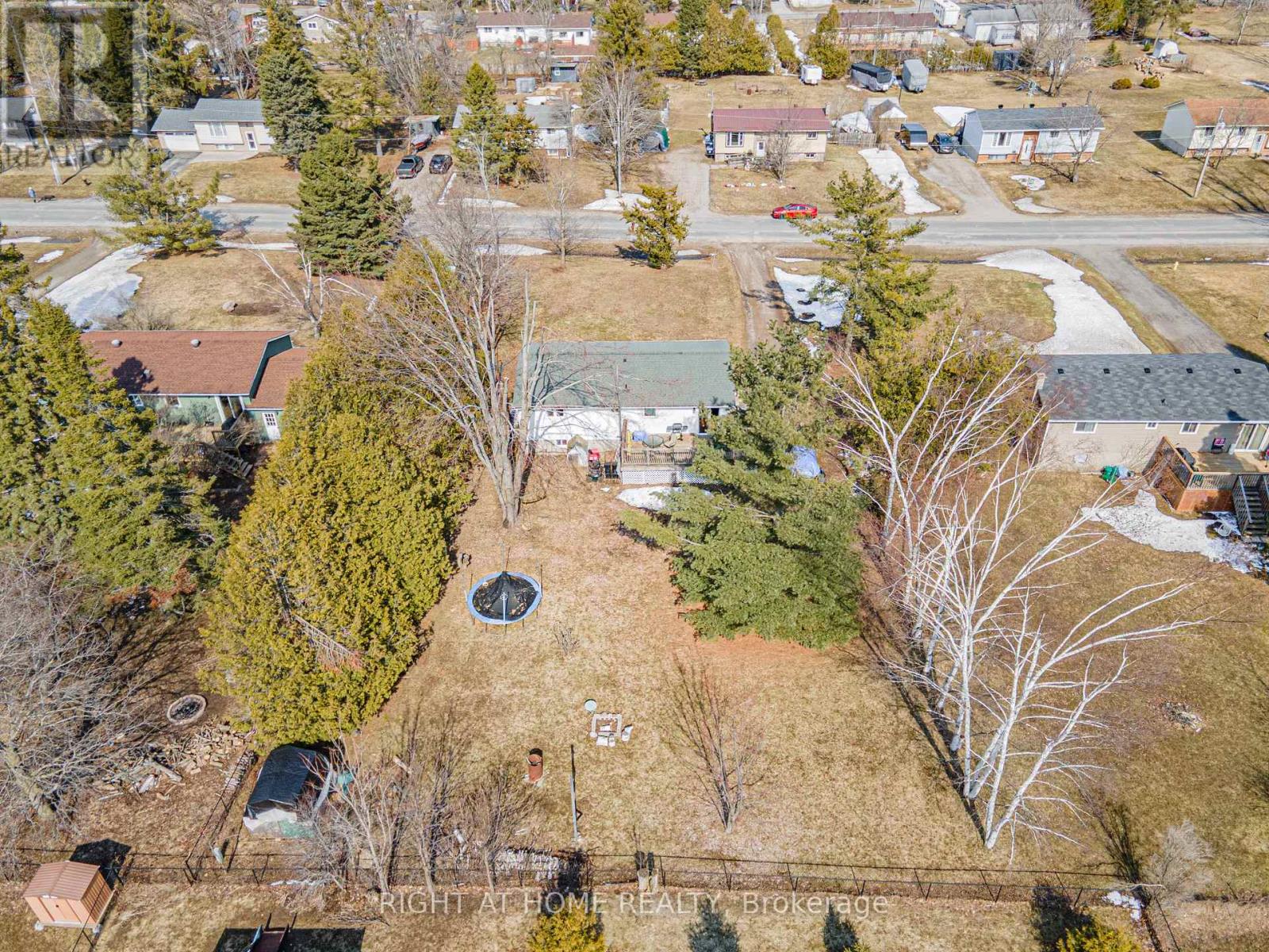 10 Preston Street, Oro-Medonte (Warminster), Ontario  L0K 2G0 - Photo 3 - S12980044