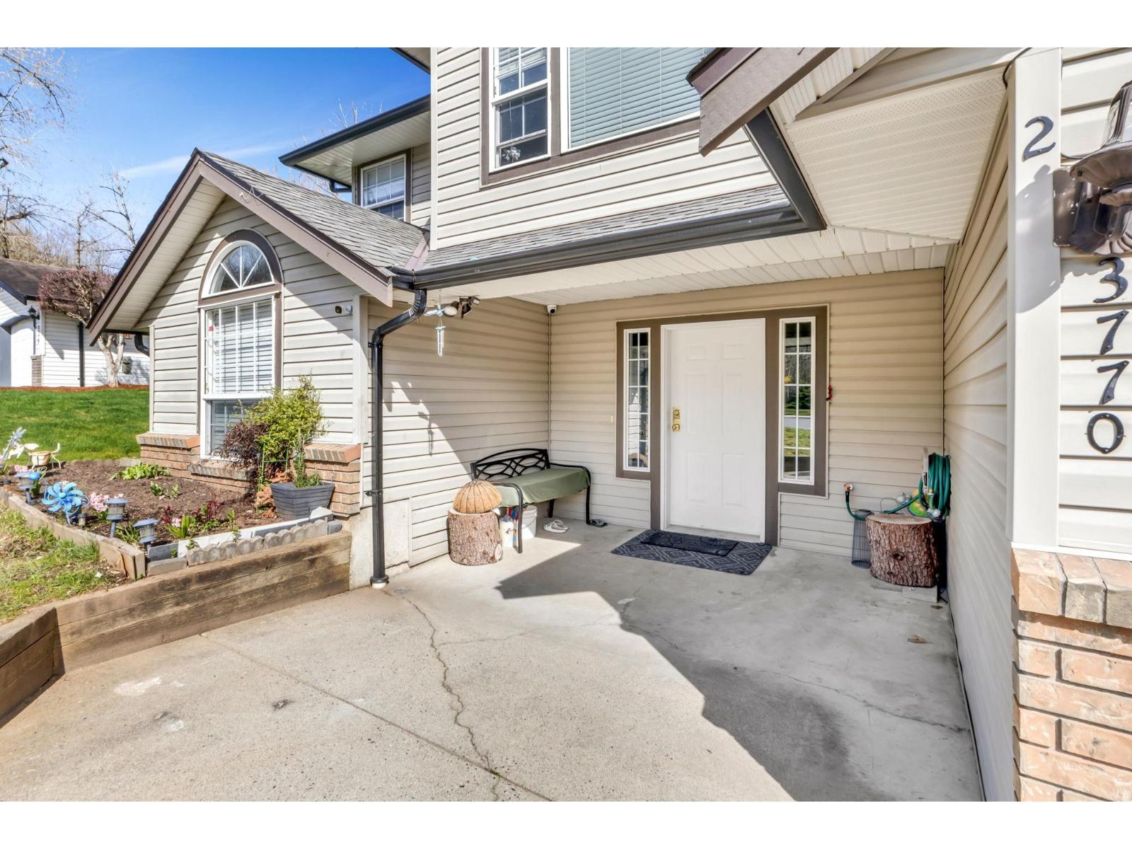 2 3770 Clearbrook Road, Abbotsford, British Columbia  V2T 6N3 - Photo 3 - R3106754