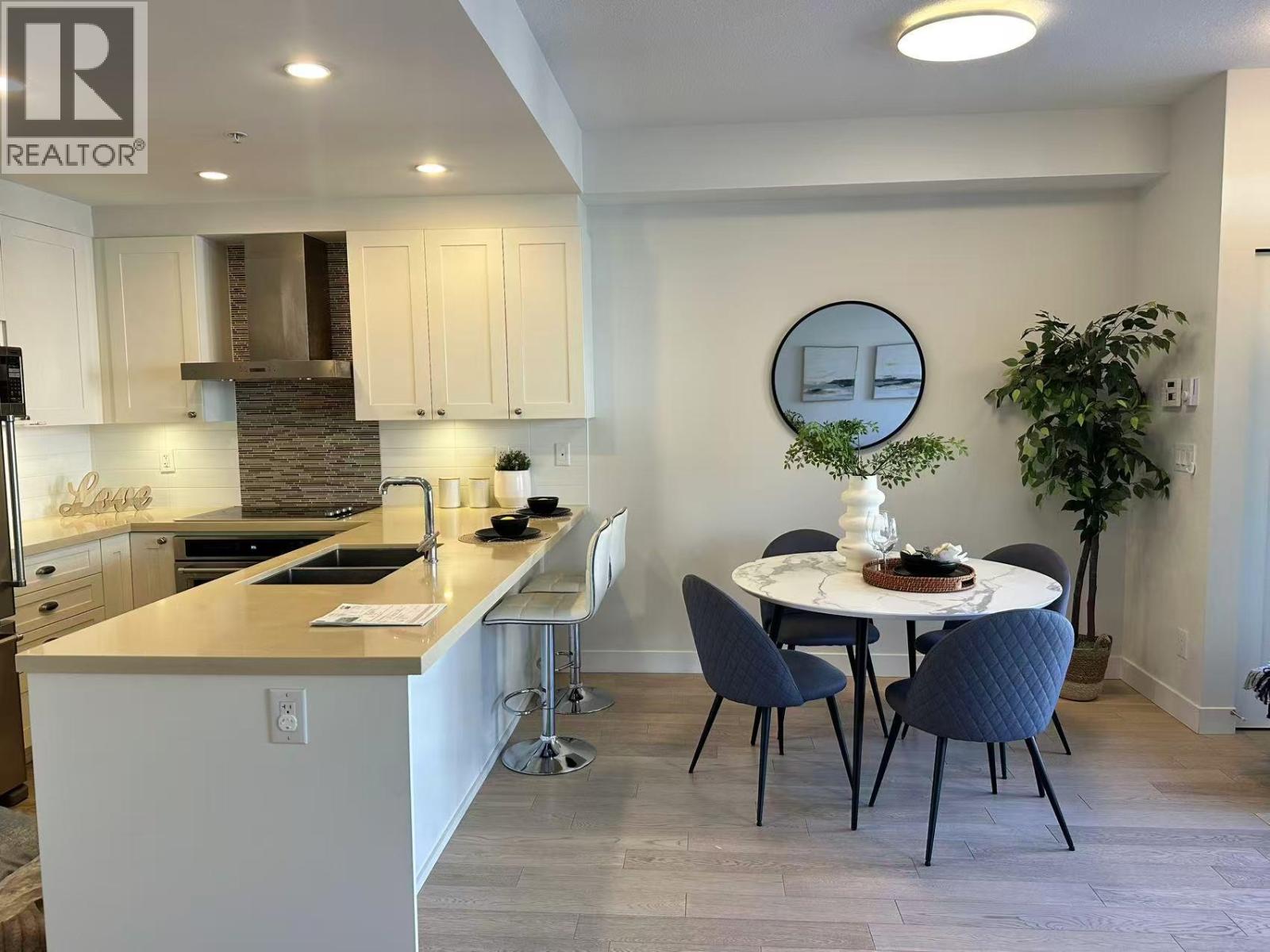 11 3231 Noel Drive, Burnaby, British Columbia  V3J 0H3 - Photo 5 - R3109421