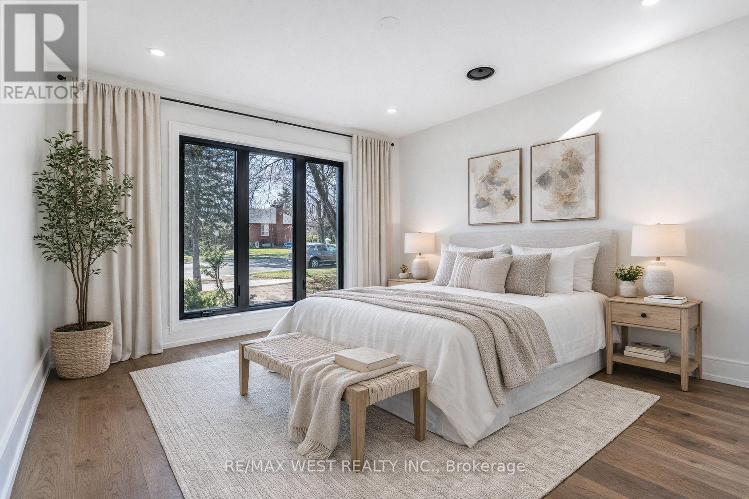 29 Blaketon Road, Toronto (Islington-City Centre West), Ontario  M9B 4W4 - Photo 11 - W12980020