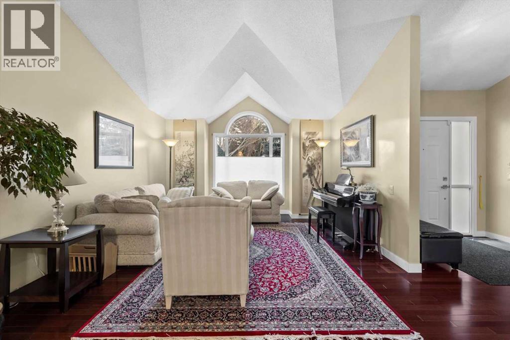 22 Varsity Estates Close Nw, Calgary, Alberta  T3B 5J2 - Photo 6 - A2288506