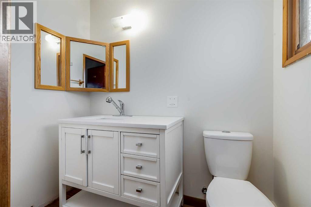 513 Memorial Avenue, Vulcan, Alberta  T0L 2B0 - Photo 14 - A2295102