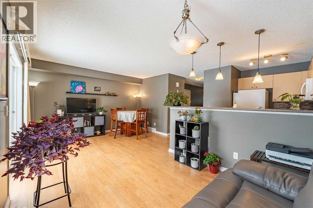 126 Citadel Meadow Gardens NW, Calgary, Alberta  T3G 5N3 - Photo 12 - A2299779