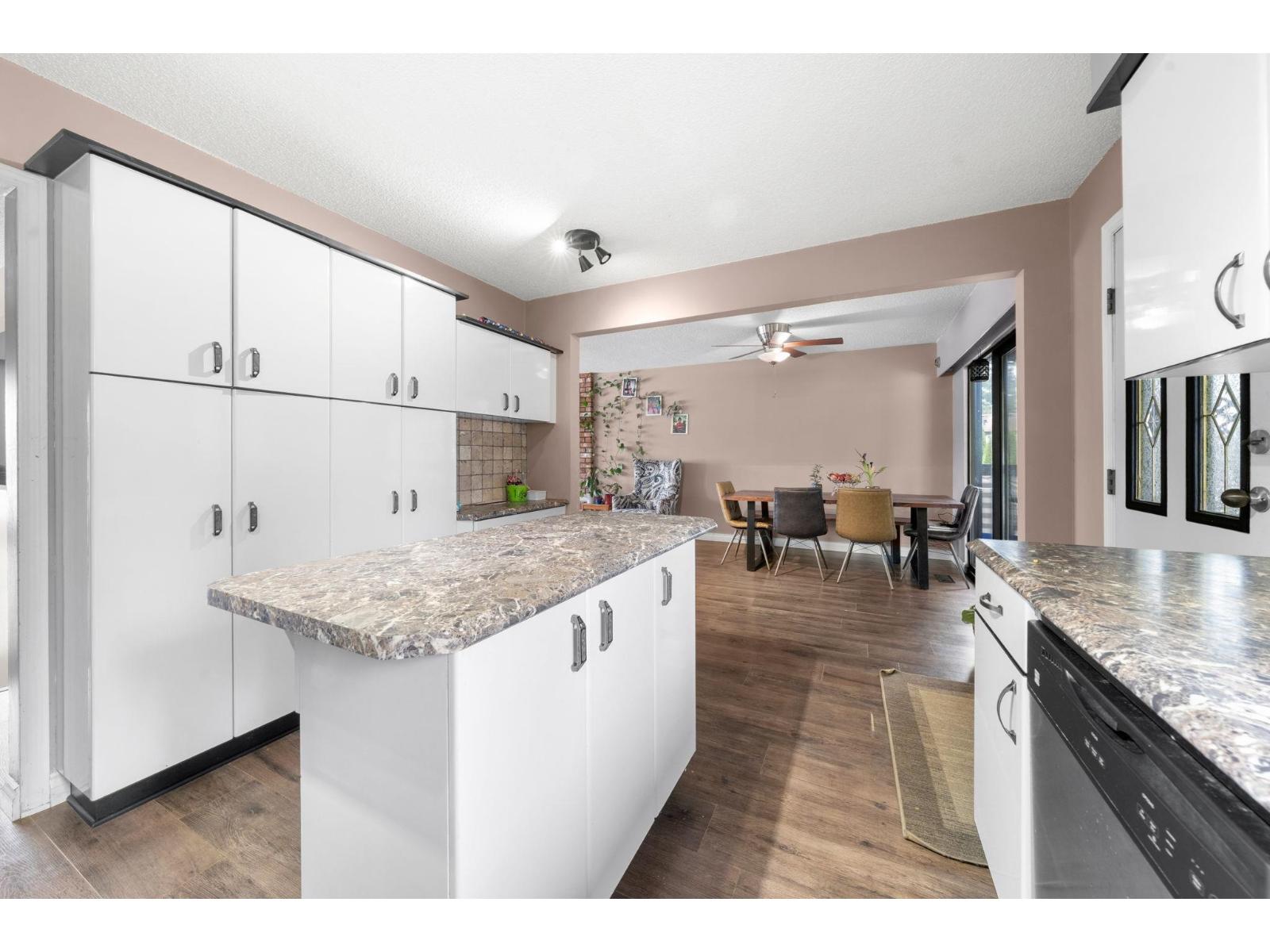 20272 46a Avenue, Langley, British Columbia  V3A 5K4 - Photo 21 - R3104371