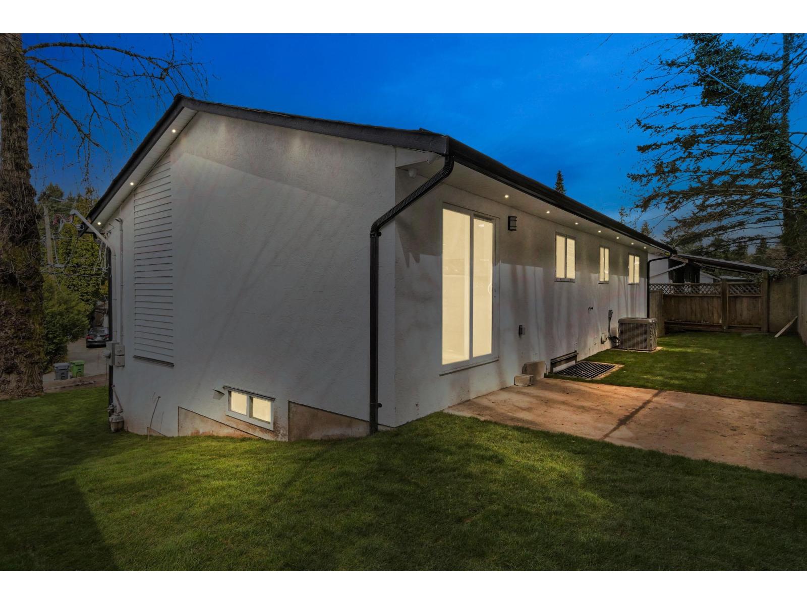 34630 Immel Street, Abbotsford, British Columbia  V2S 4T7 - Photo 32 - R3108062