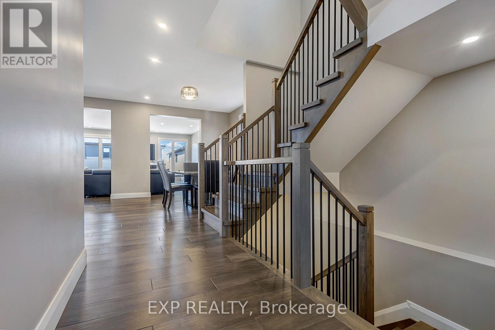 348 Abbeydale Circle, Ottawa, Ontario  K2K 0E9 - Photo 22 - X12937496