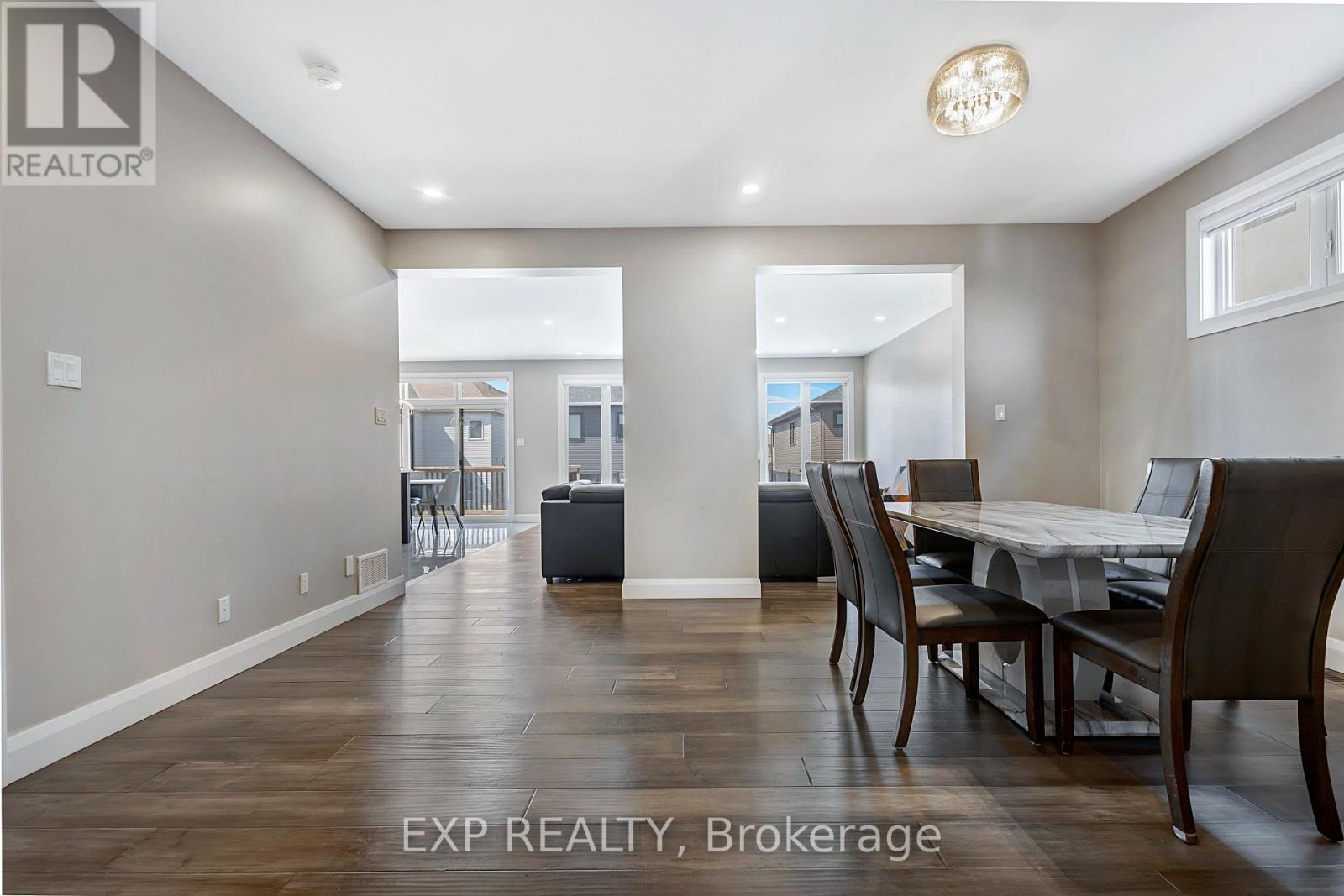 348 Abbeydale Circle, Ottawa, Ontario  K2K 0E9 - Photo 23 - X12937496