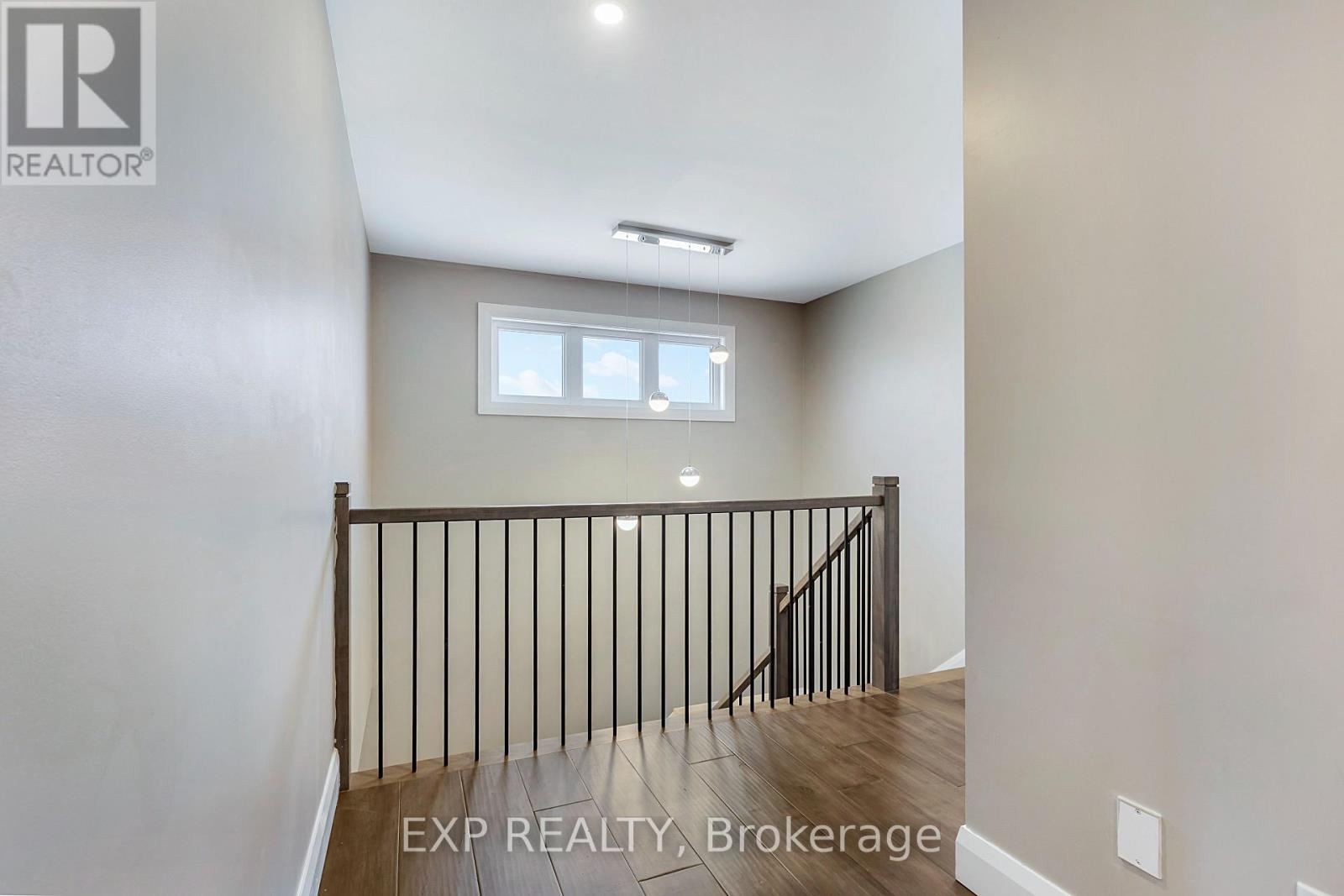 348 Abbeydale Circle, Ottawa, Ontario  K2K 0E9 - Photo 15 - X12937496