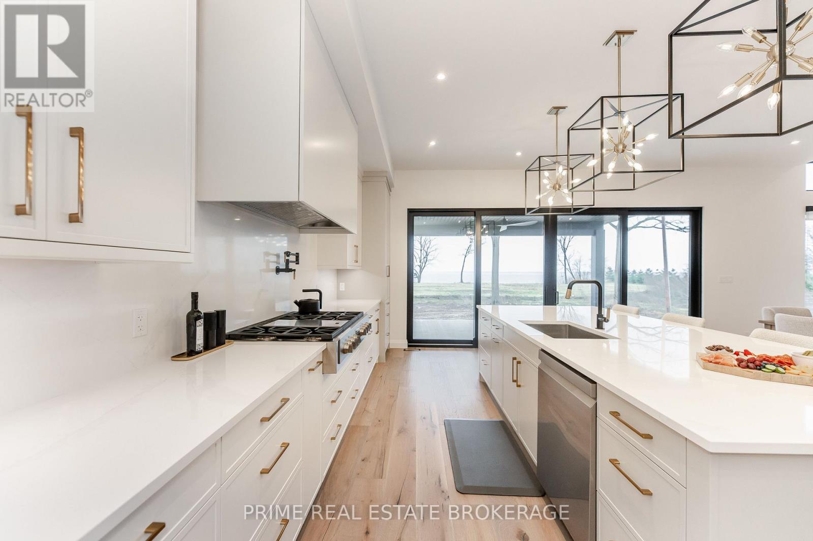 9 Black Walnut Drive, Norfolk, Ontario  N0E 1P0 - Photo 18 - X12980136