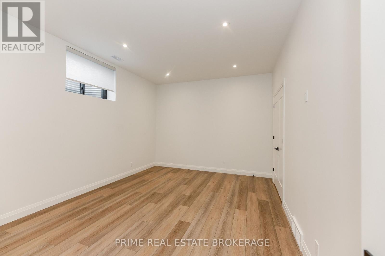 9 Black Walnut Drive, Norfolk, Ontario  N0E 1P0 - Photo 37 - X12980136