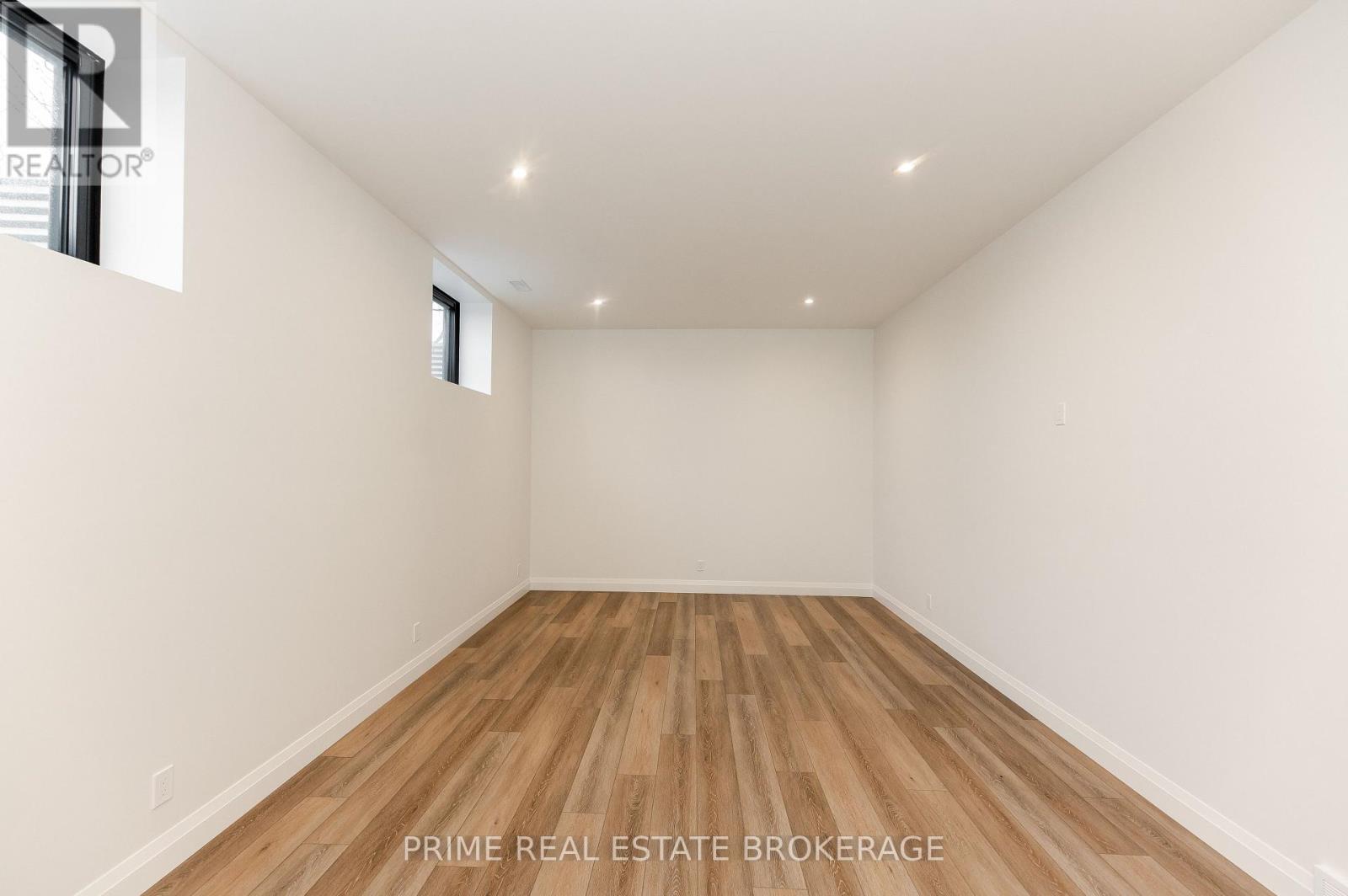 9 Black Walnut Drive, Norfolk, Ontario  N0E 1P0 - Photo 43 - X12980136